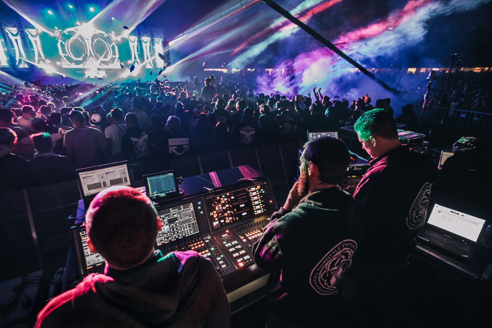 Full Throttle Entertainment takes Vero to Australia